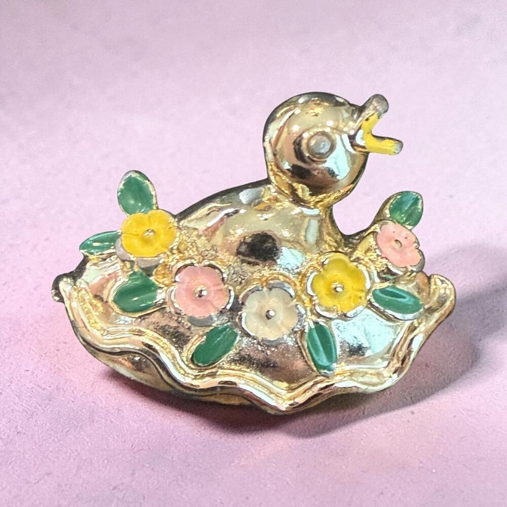 Vintage Chick Bird Hen Enamel Brooch Pin In Nest Egg Flowers Gold Tone